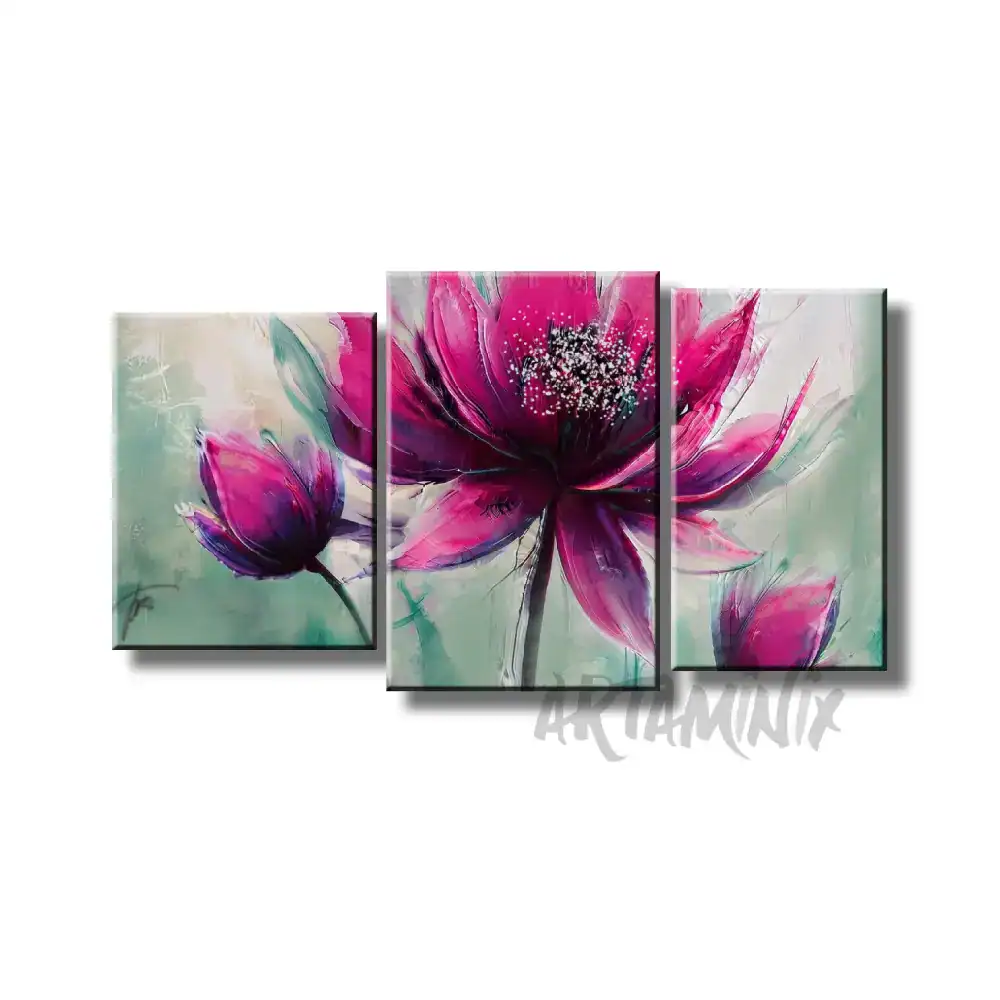 fiori fucsia sul verde