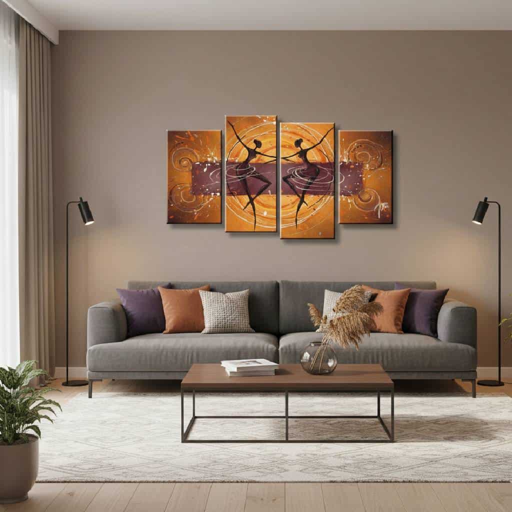 salotto tortora con quadro etnico danza scatenata