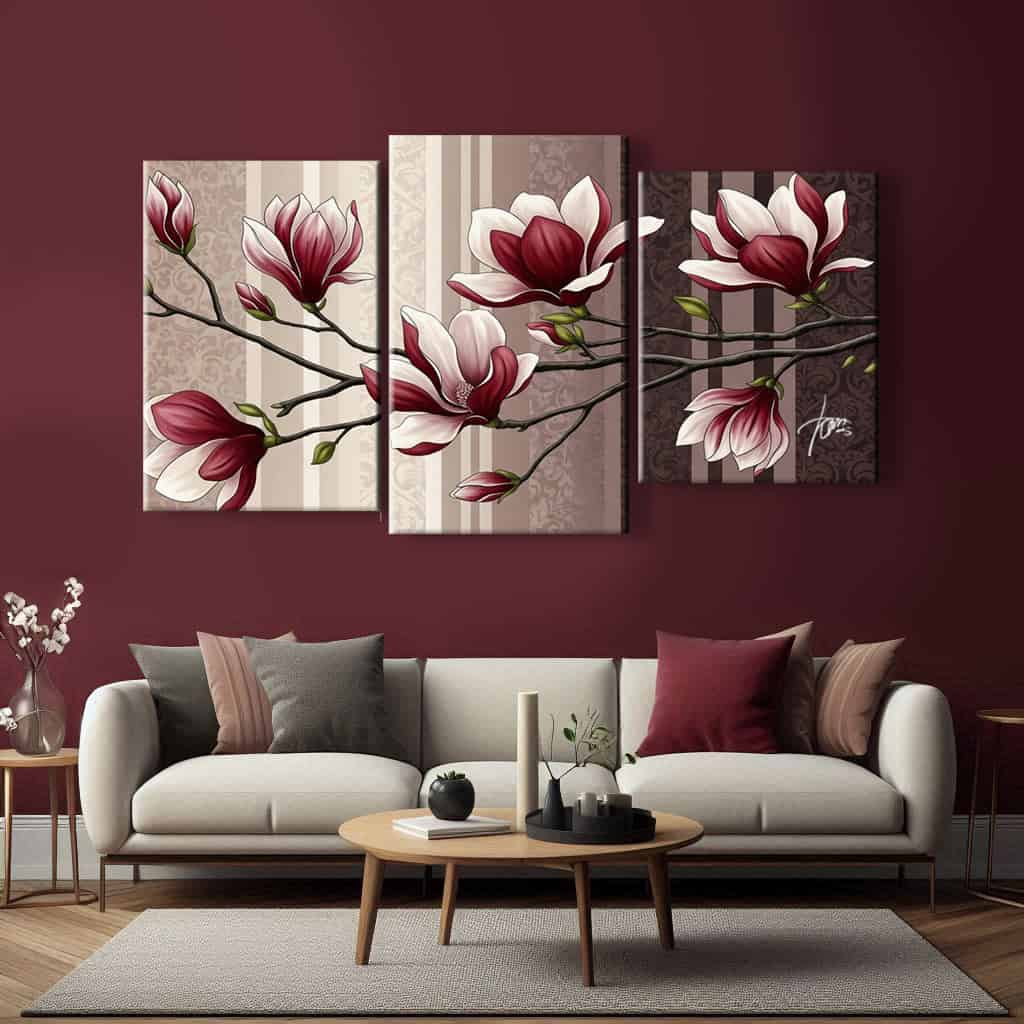 salotto parete bordeaux divano beige quadro fiori e damasco