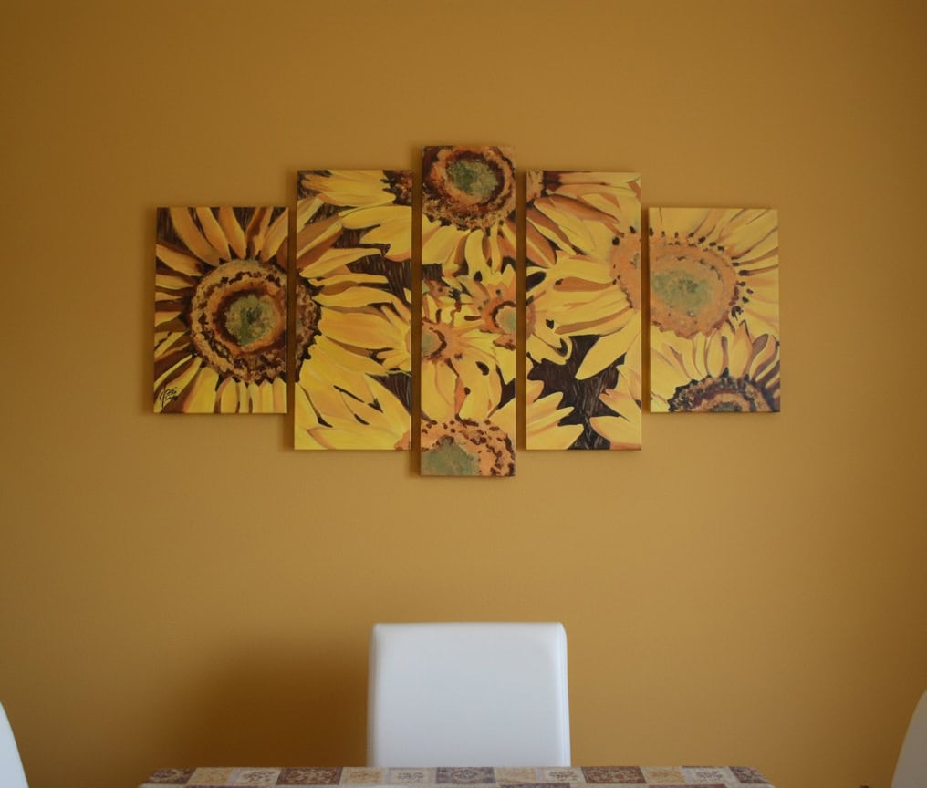 quadro girasoli appeso