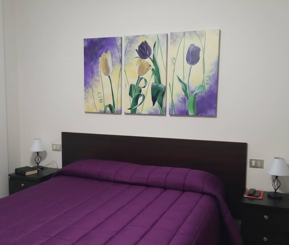 quadro tulipani appeso
